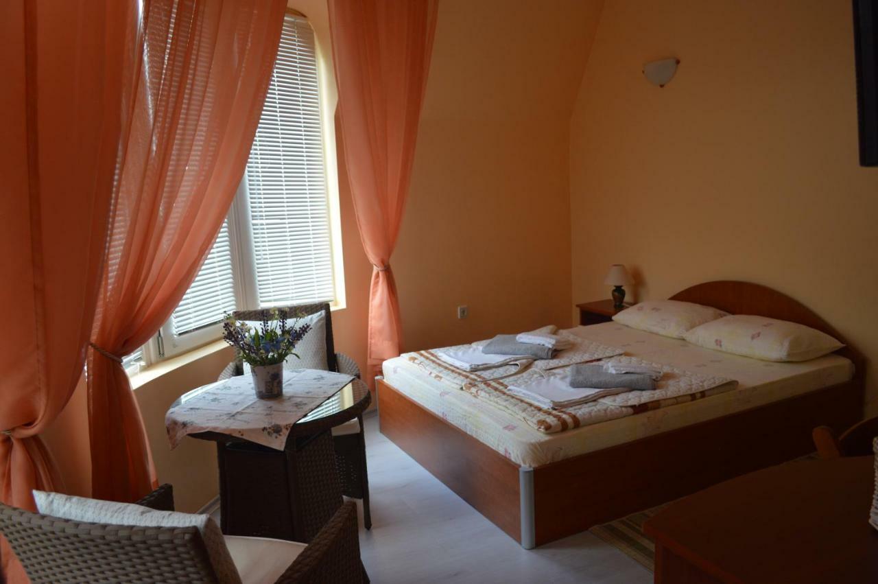 Hotel Dimana Czernomorec Zewnętrze zdjęcie