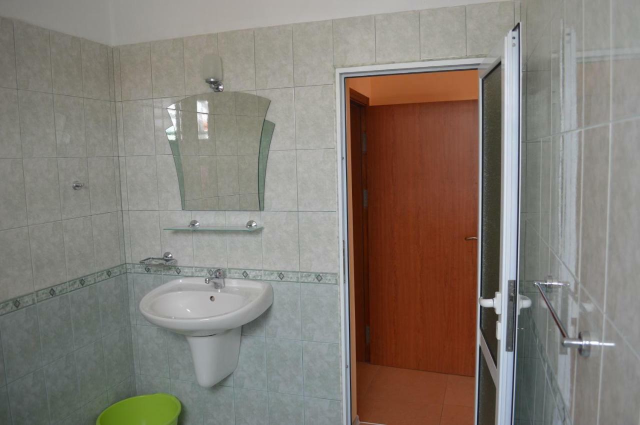Hotel Dimana Czernomorec Zewnętrze zdjęcie